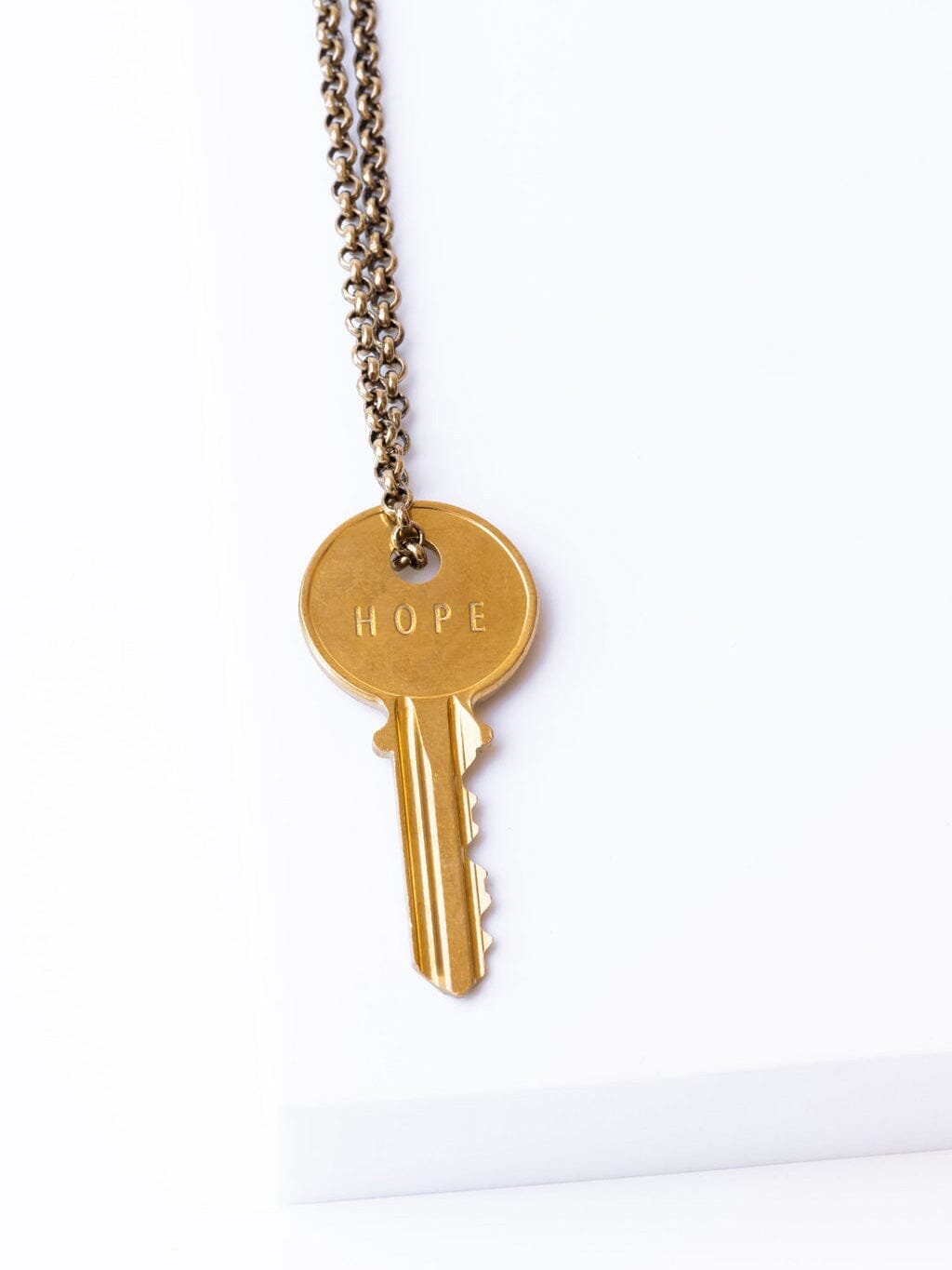 The giving sale keys lock necklace